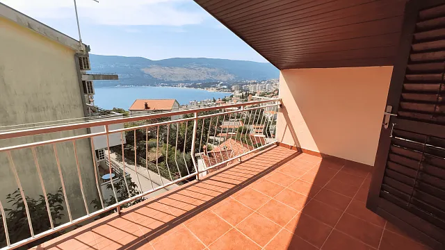 Geräumige 85m2 Wohnung mit 3 Schlafzimmern und Meerblick in Herceg Novi — photo 14